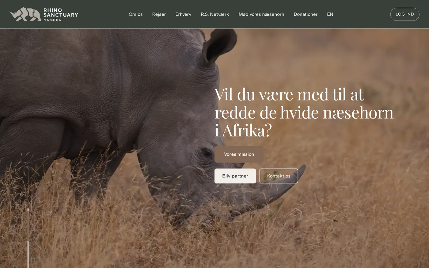 Skærmbillede af forsiden på rhinonamibia.com.